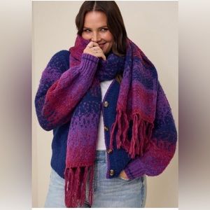 NWT Torrid Women’s Multicolored Oversized multi space dye fringe Scarf